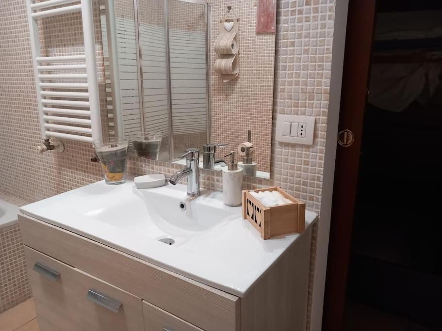 Domus Acquedotto Apartment โรม ภายนอก รูปภาพ