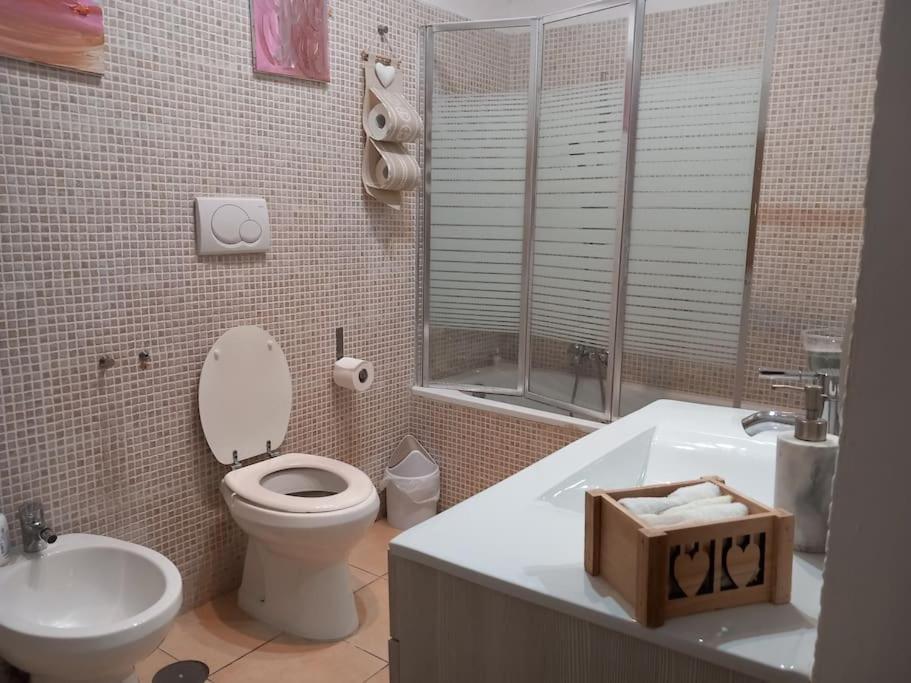 Domus Acquedotto Apartment โรม ภายนอก รูปภาพ