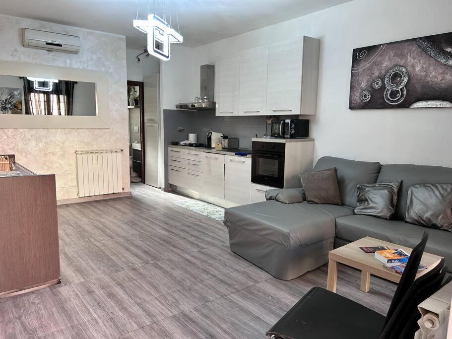 Domus Acquedotto Apartment โรม ภายนอก รูปภาพ